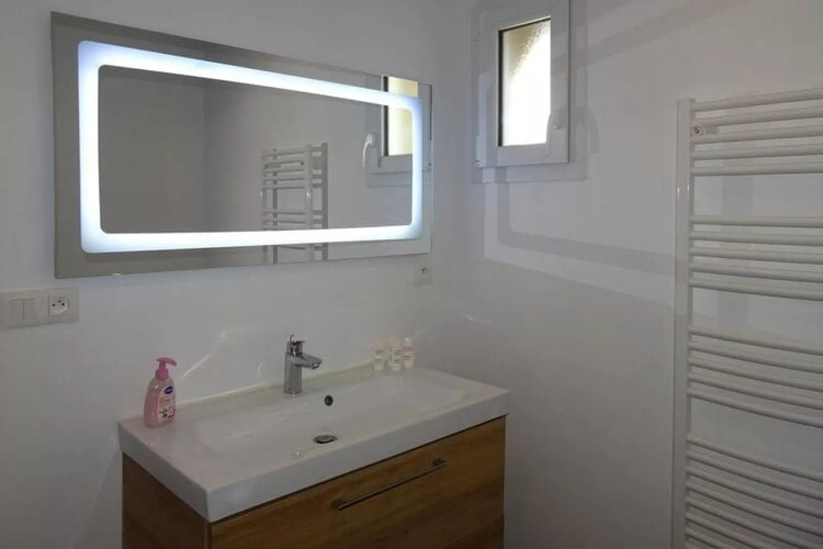 Semi-detached house Lanchères-Bathroom