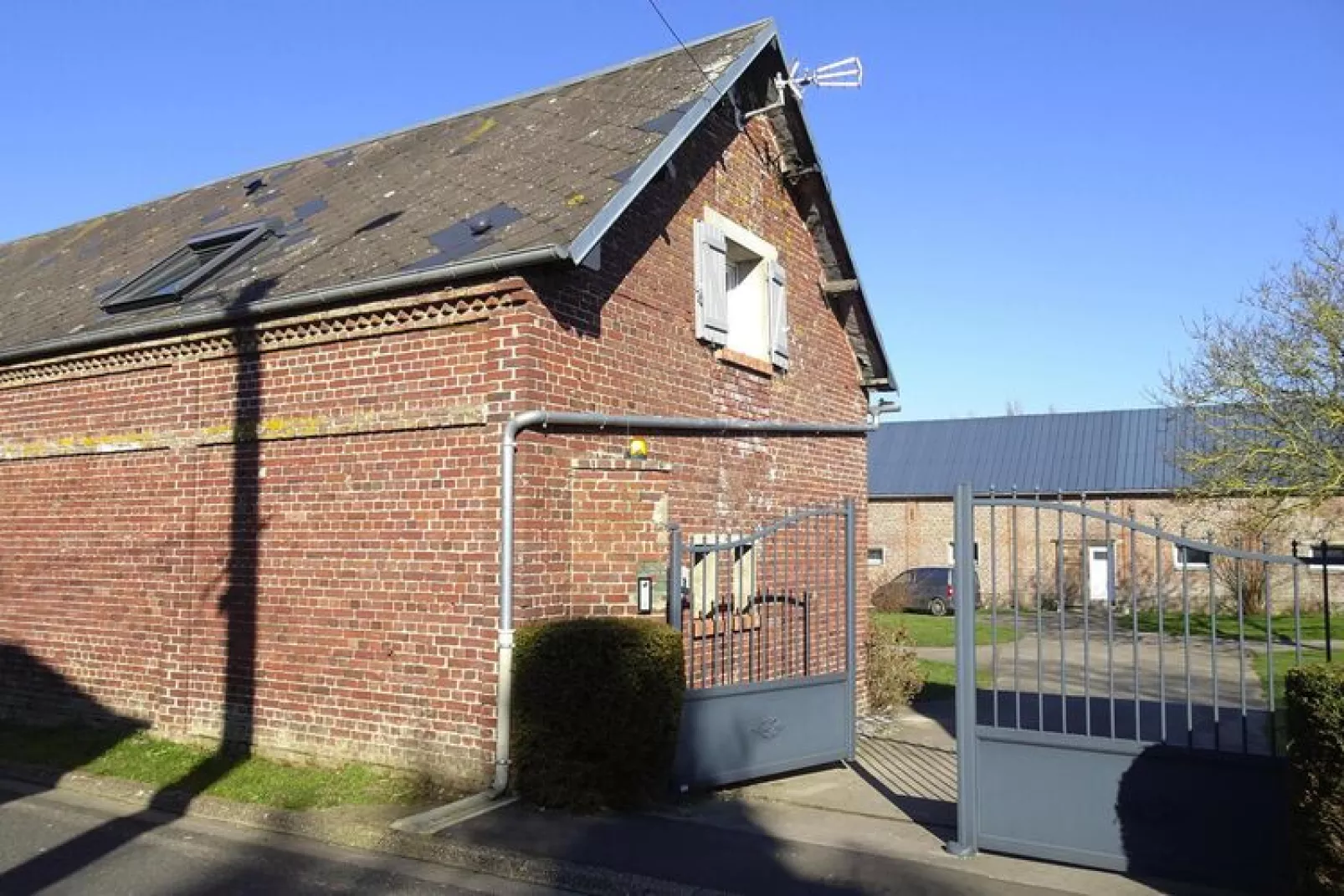 Semi-detached house Lanchères-Exterior summer