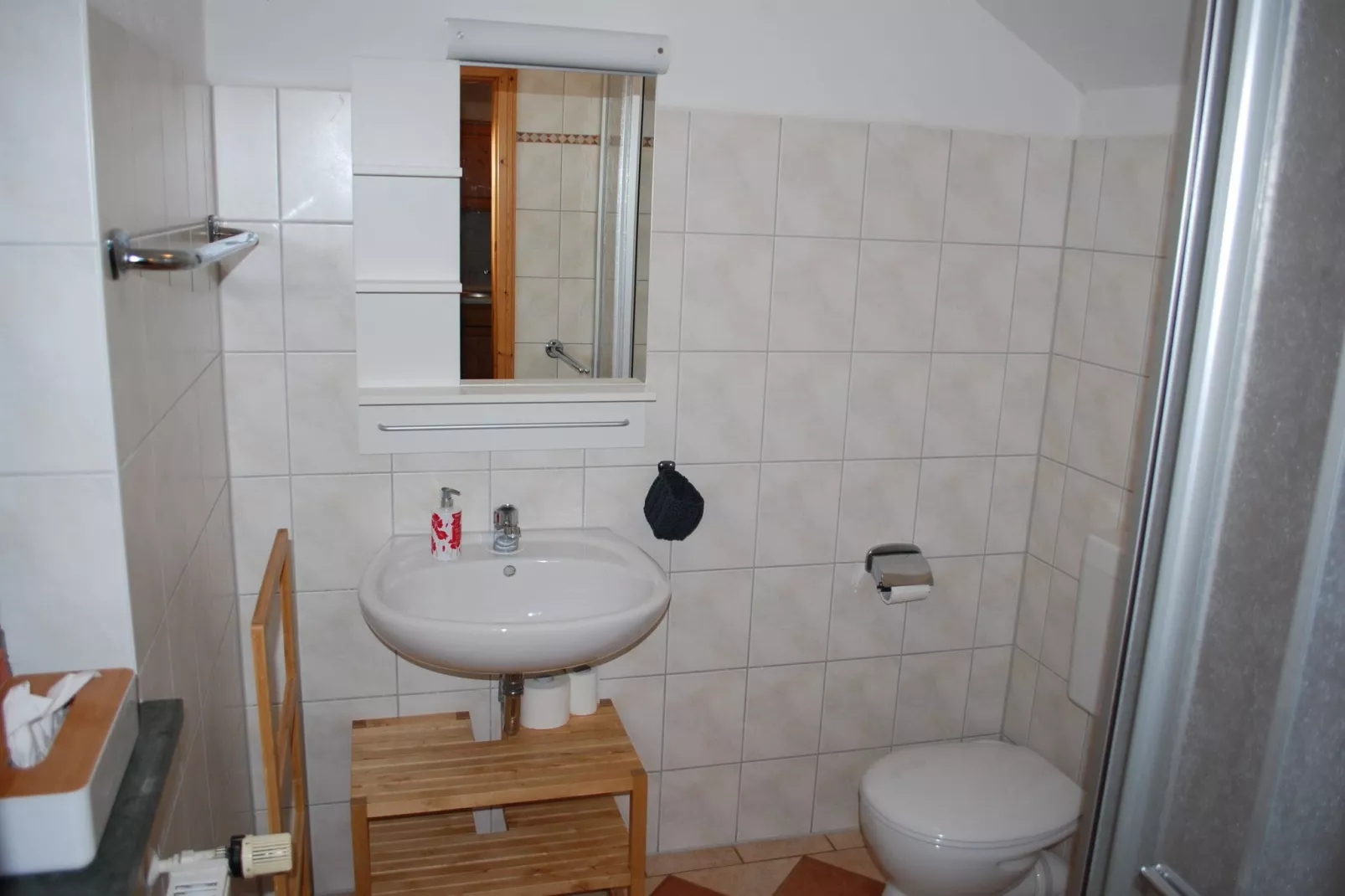 XL Das Gästehaus mit separatem  Raum-Bathroom
