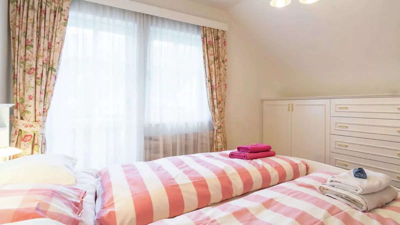 Almenblick-Schlafzimmer