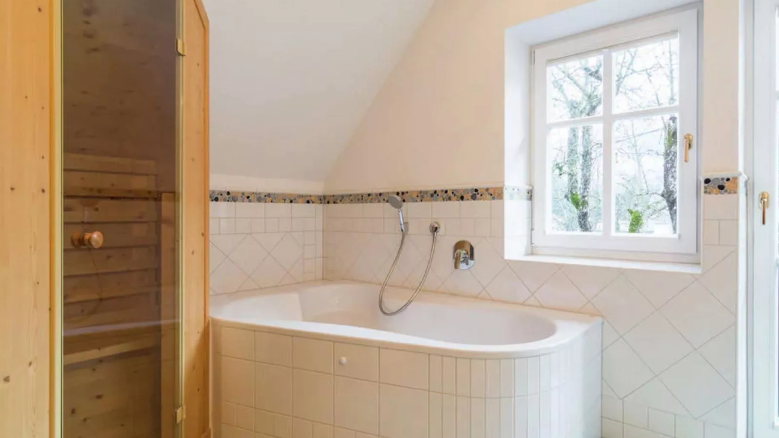 Almenblick-Badezimmer