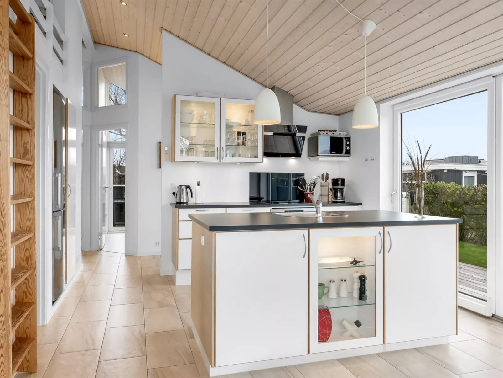 "Hedvig" - 70m from the sea-Inside