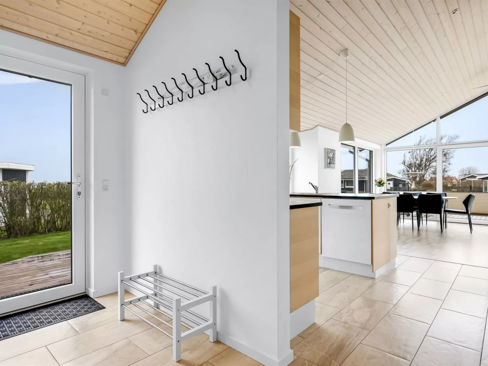 "Hedvig" - 70m from the sea-Inside
