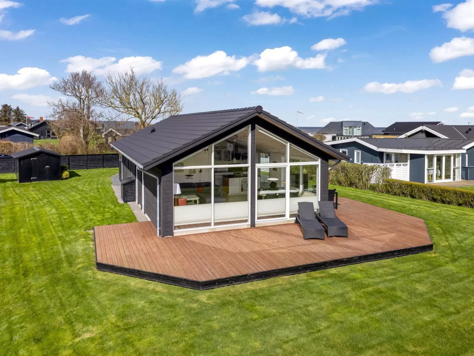 "Hedvig" - 70m from the sea-Outside