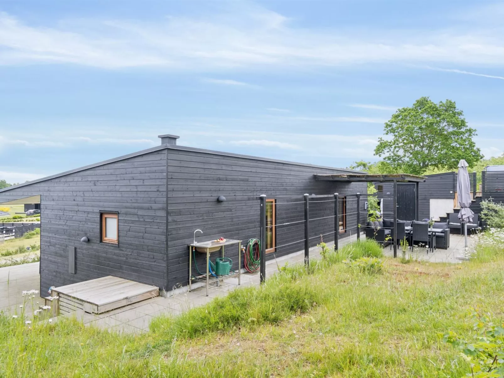 "Eila" - 400m from the sea-Outside
