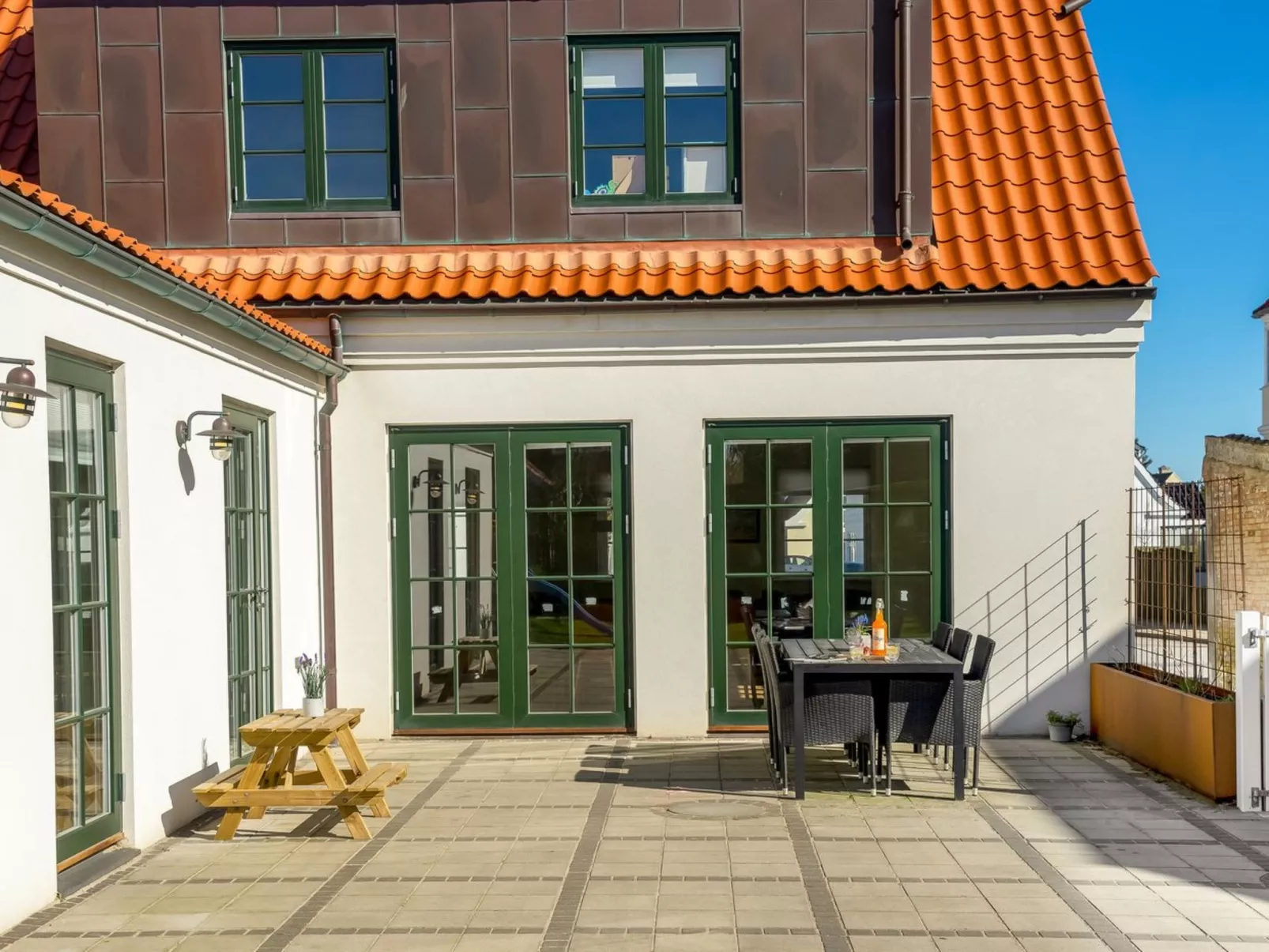 "Gerd" - 400m from the sea-Draußen