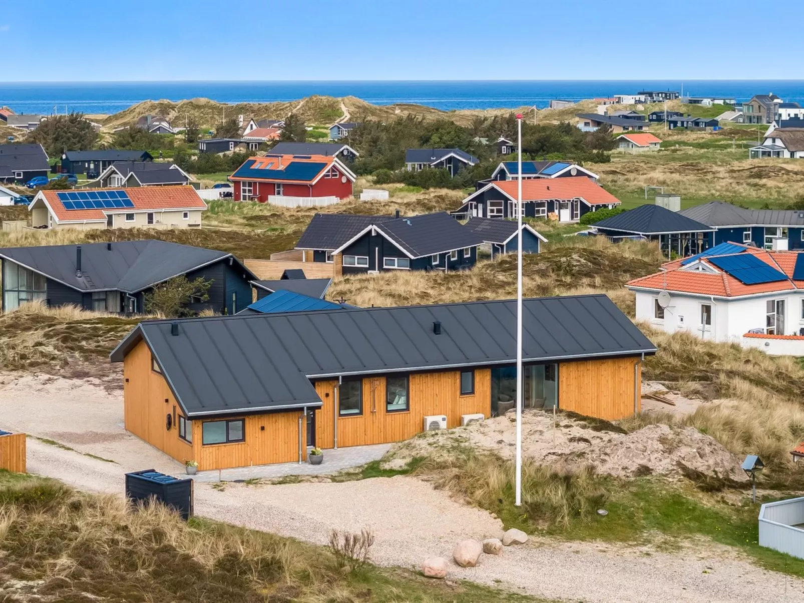 "Helga" - 650m from the sea-Outside