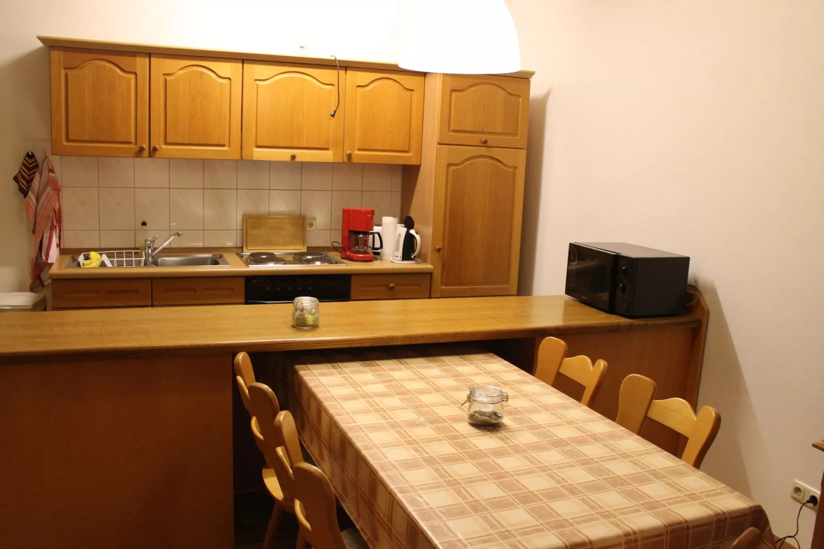 Dat Oole Huus 3-Dining room