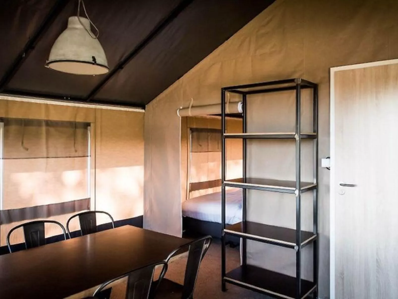 Panorama Chalet-Inside