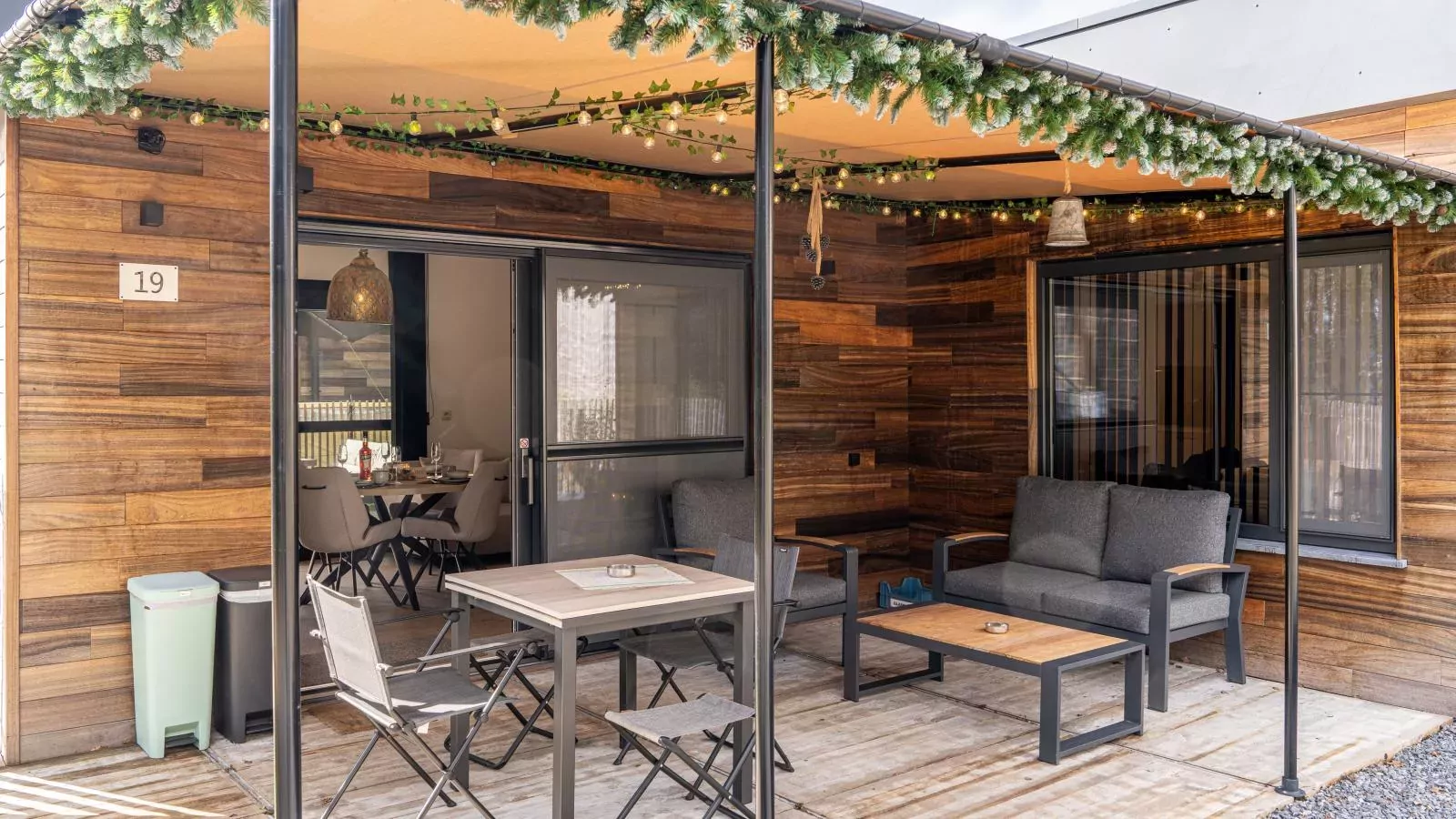 Aperol Spritz-Terrassenbalkon
