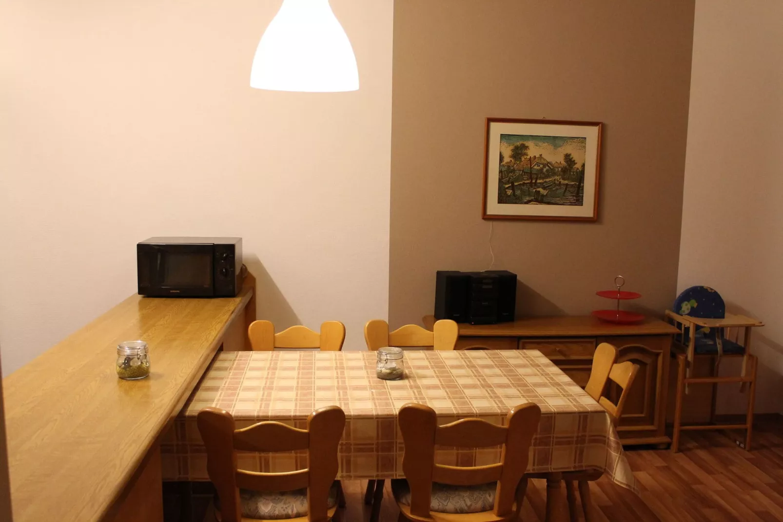 Dat Oole Huus 3-Dining room