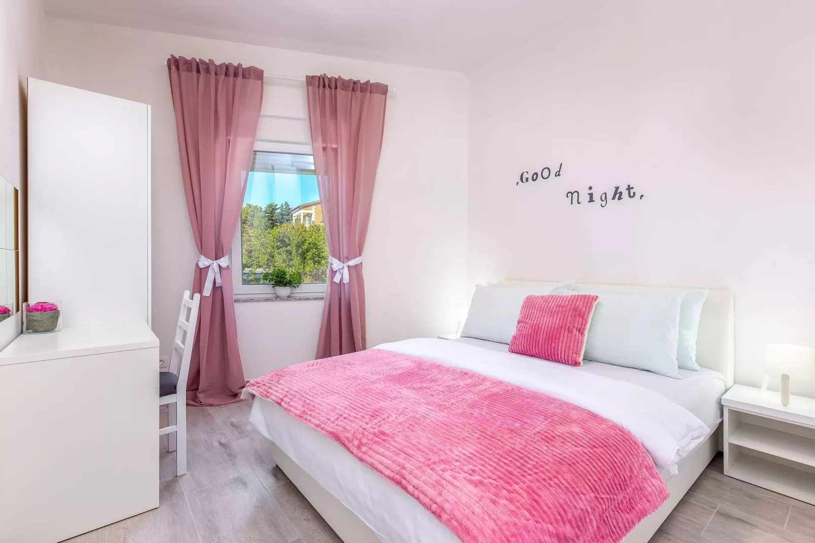 	Villa Veronique VVC-Bedroom