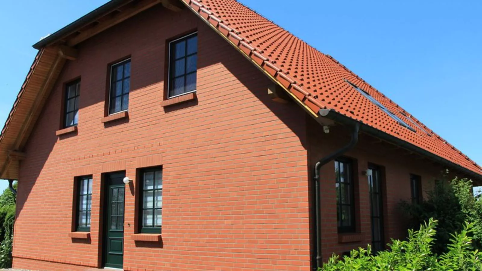 Seestrasse 39-Exterior summer