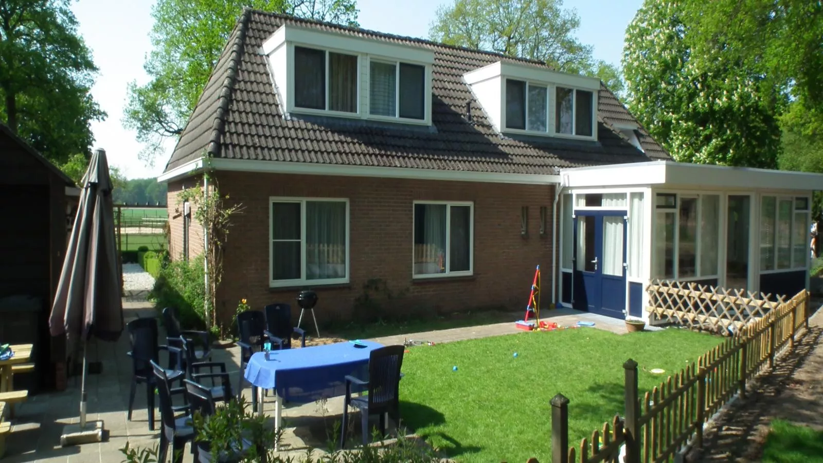 Zonnehoek-Exterior summer