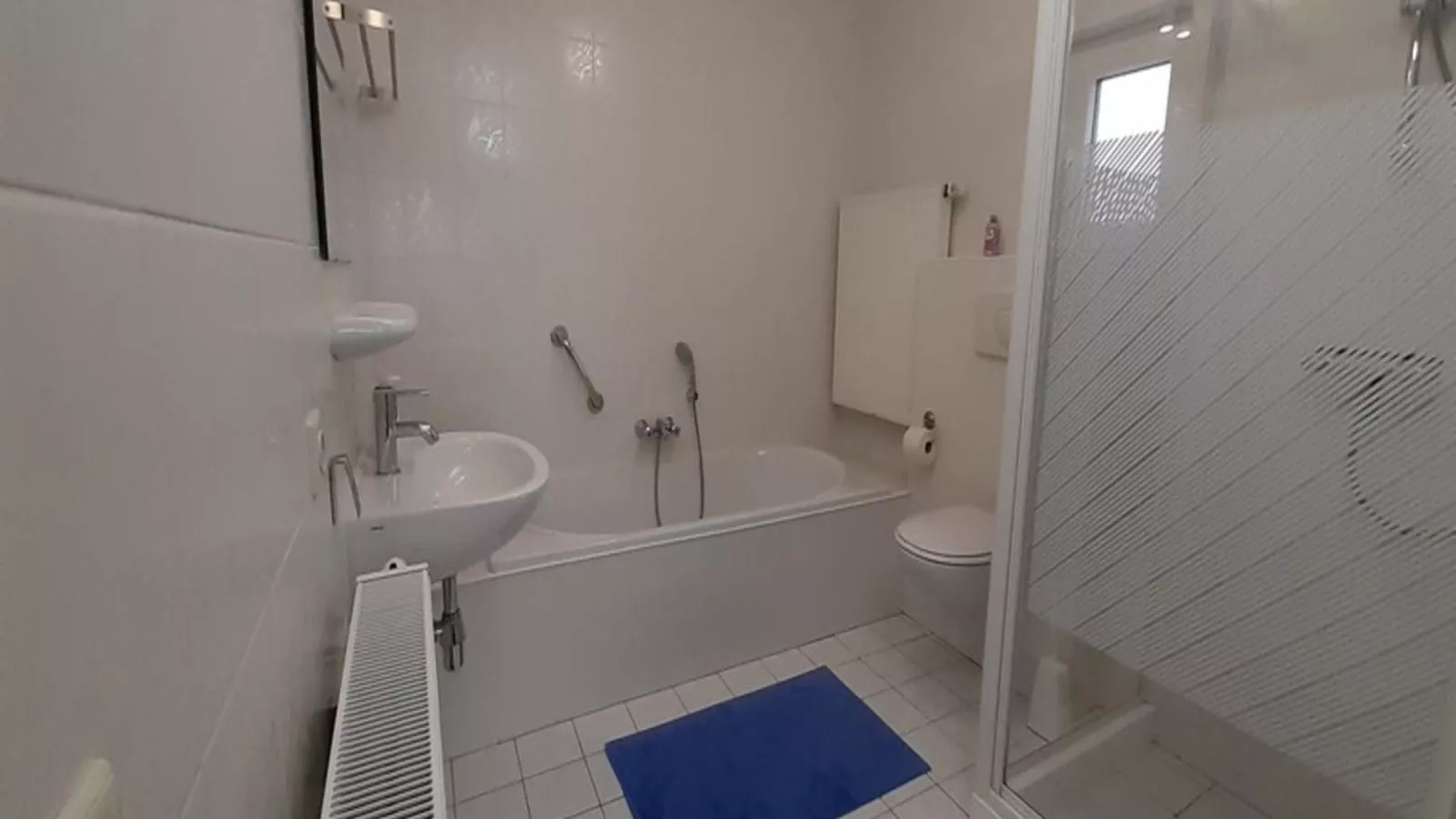 Zonnehoek-Bathroom