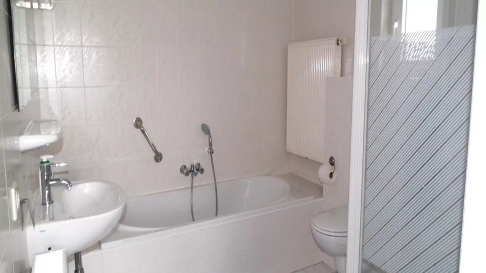 Zonnehoek-Bathroom