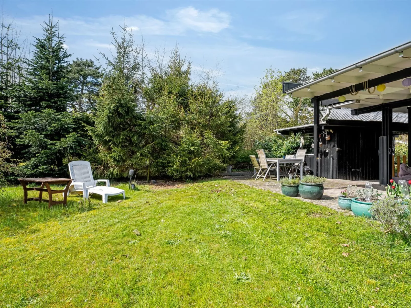 "Elionora" - 900m from the sea-Outside