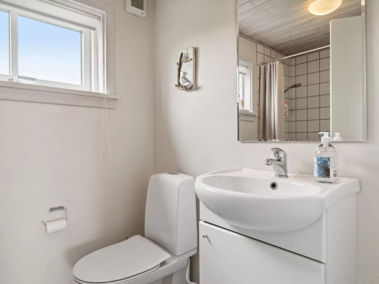 "Melin" - 2.8km from the sea-Drinnen