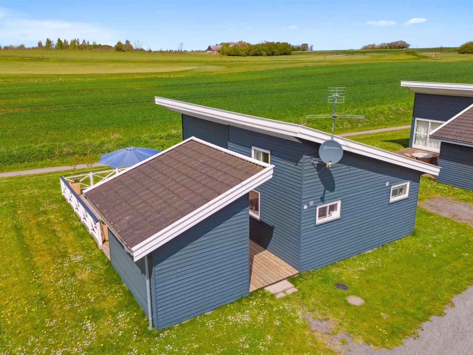 "Melin" - 2.8km from the sea-Draußen