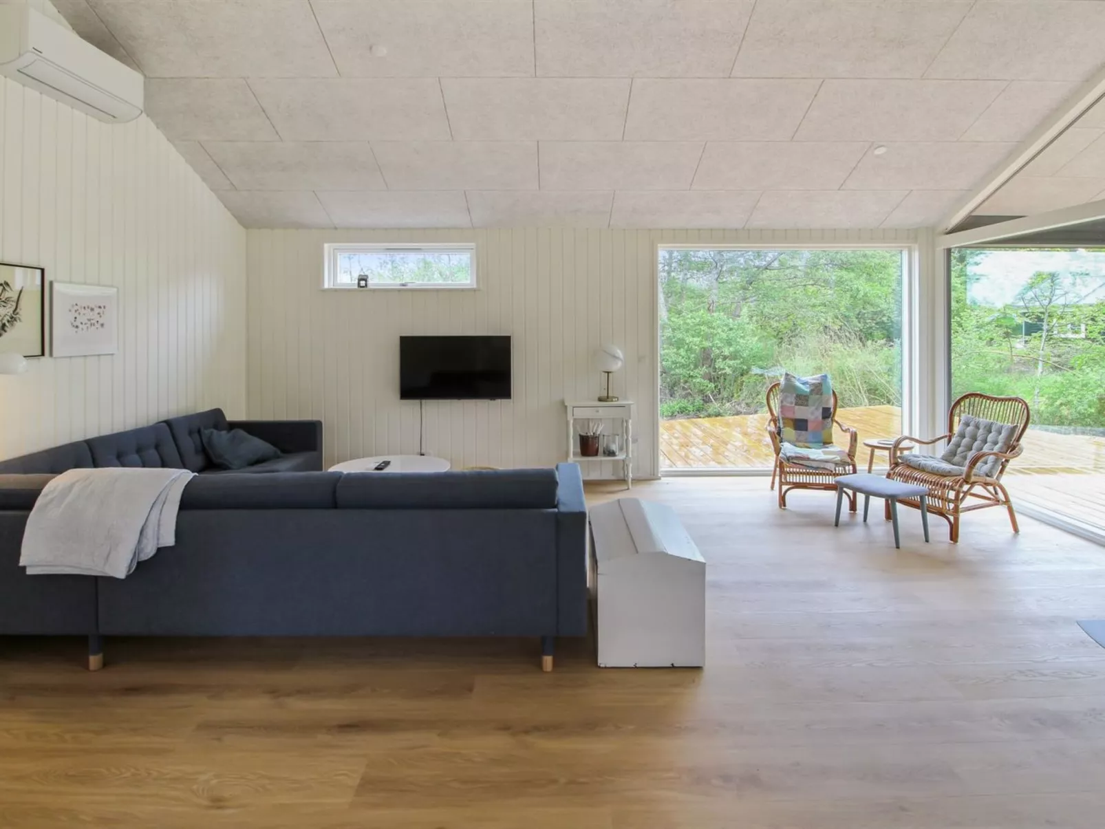"Lonneke" - 450m from the sea-Inside