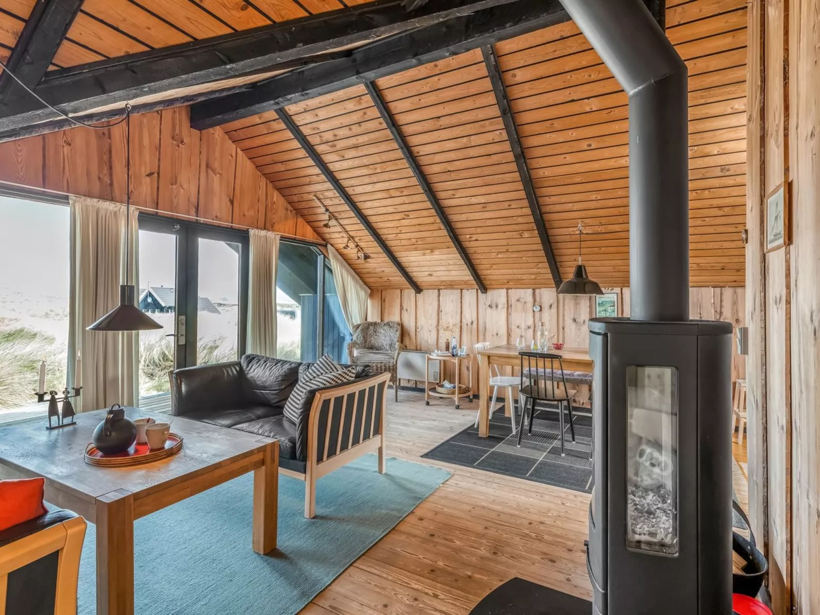 "Thorfin" - 100m from the sea-Inside