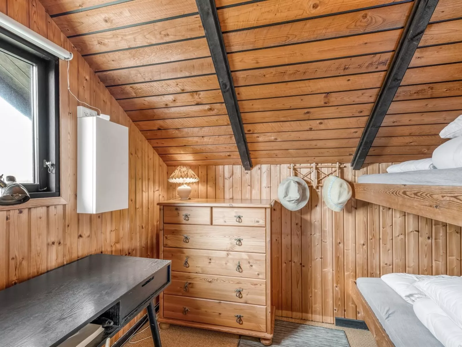 "Thorfin" - 100m from the sea-Inside