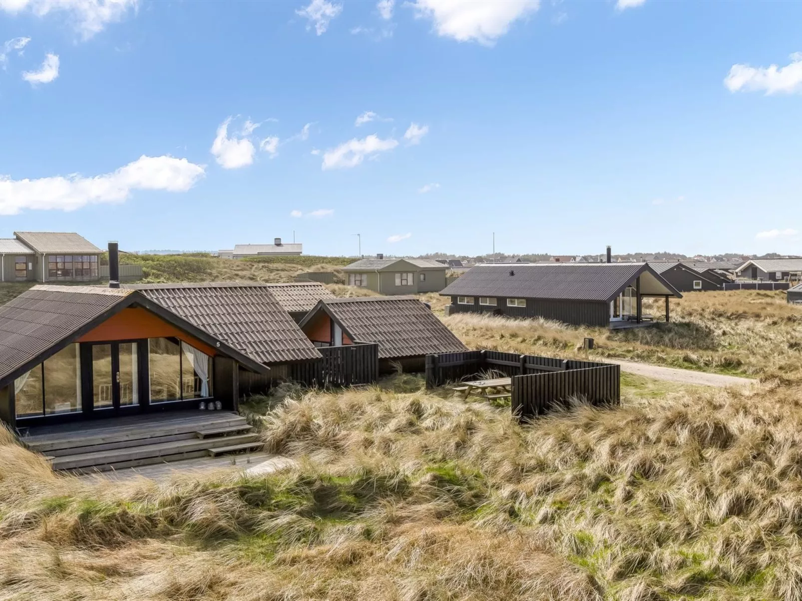 "Thorfin" - 100m from the sea-Outside
