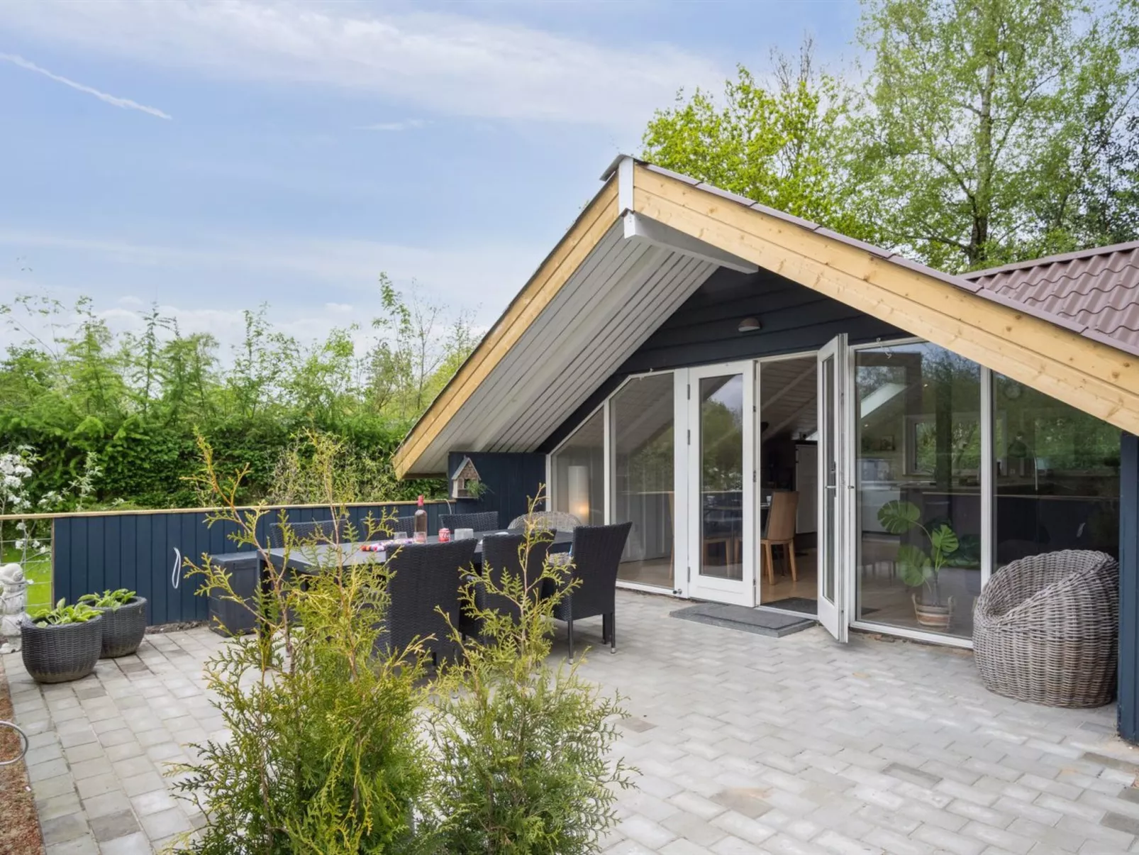 "Fenna" - 30km from the sea-Draußen