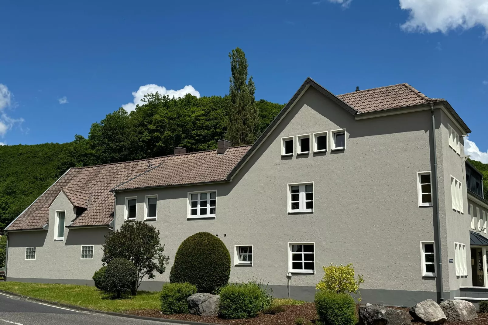 Groepshuis Eifel-Exterior summer