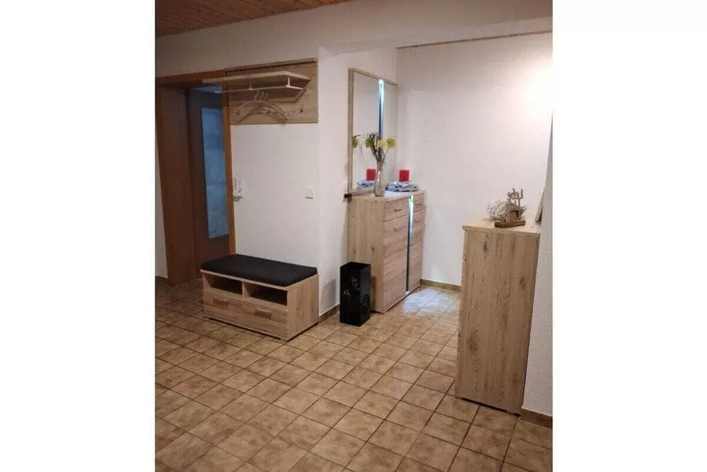 433689-Non étiqueté