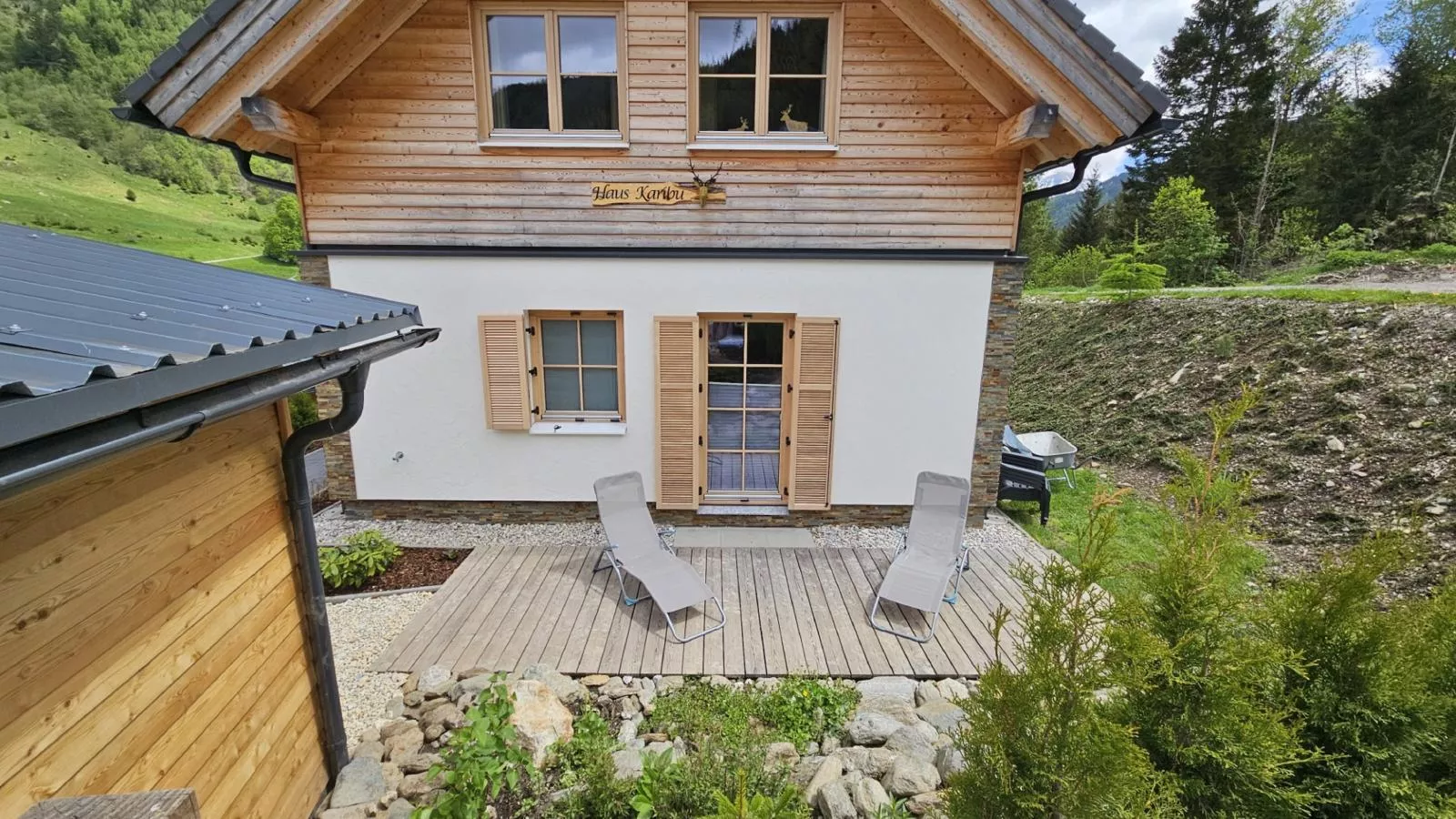 Chalet Karibu-Exterior summer