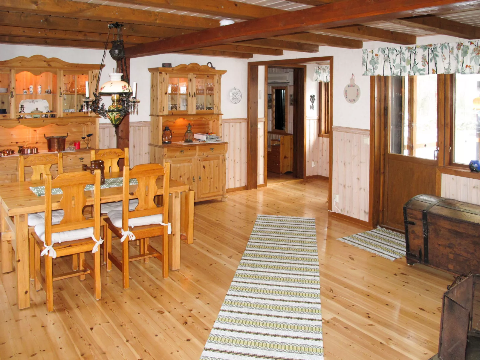 Millegarne-Inside