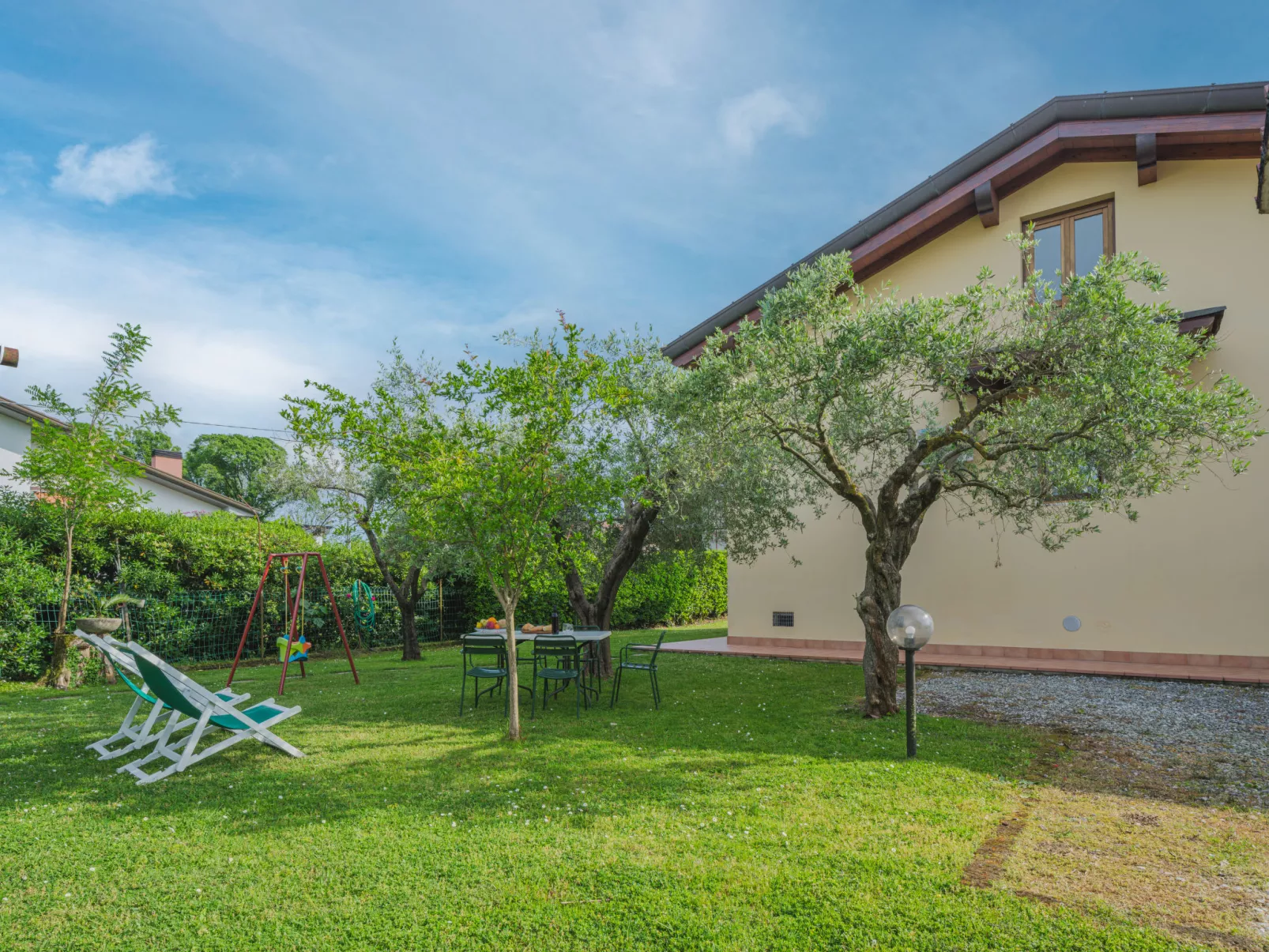 Casa Albertosa-Outside