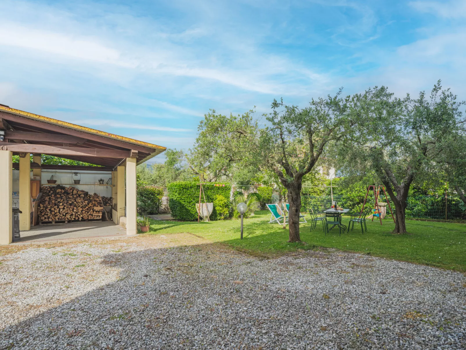 Casa Albertosa-Outside