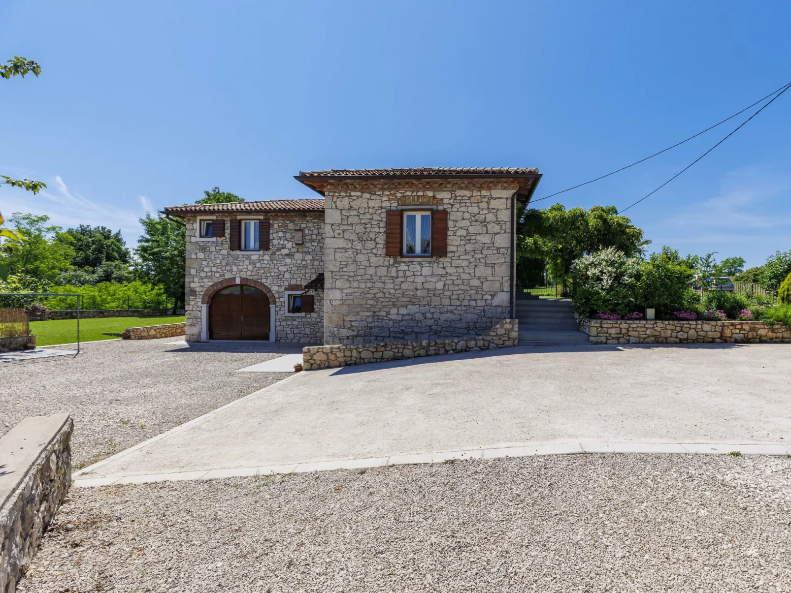 Old stone villa-Outside