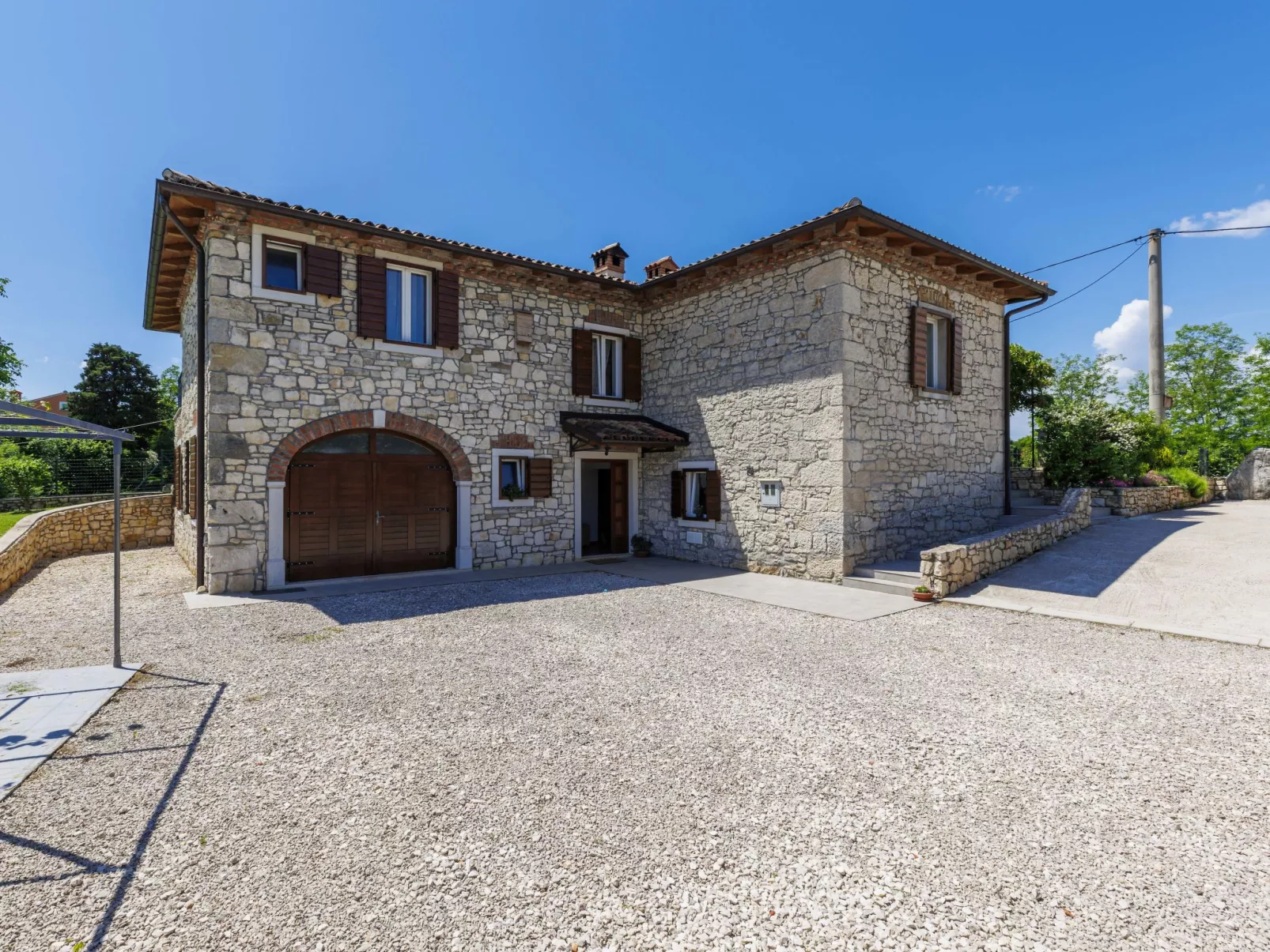 Old stone villa-Outside