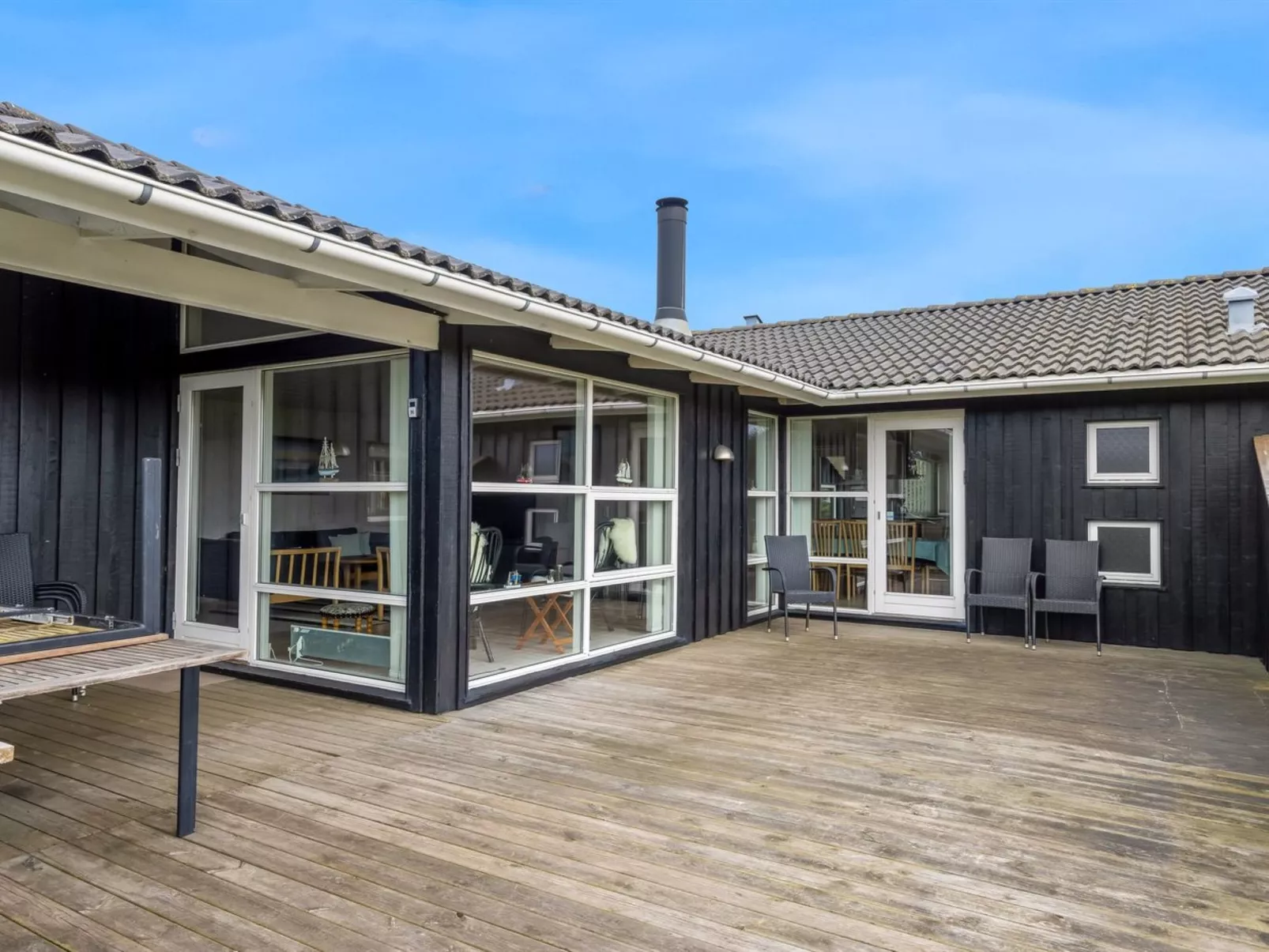 "Juris" - 950m from the sea-Outside