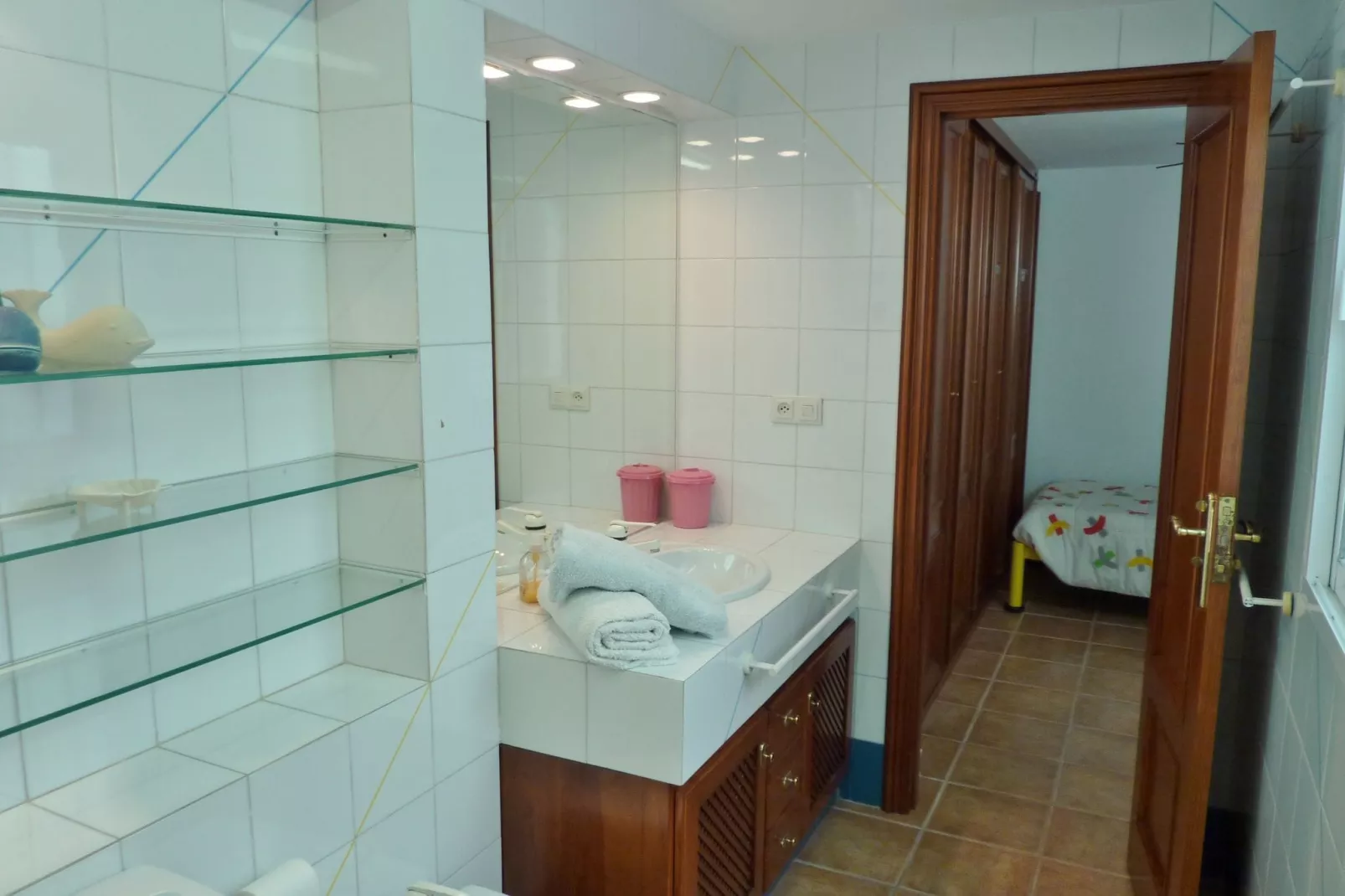Casa Estoril-Bathroom
