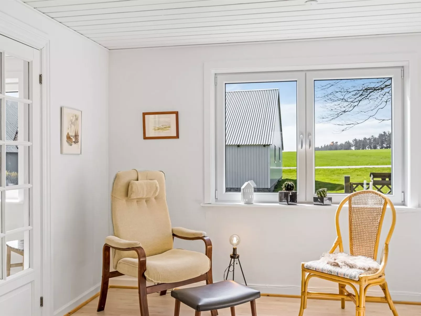 "Kerrin" - 1km from the sea-Drinnen