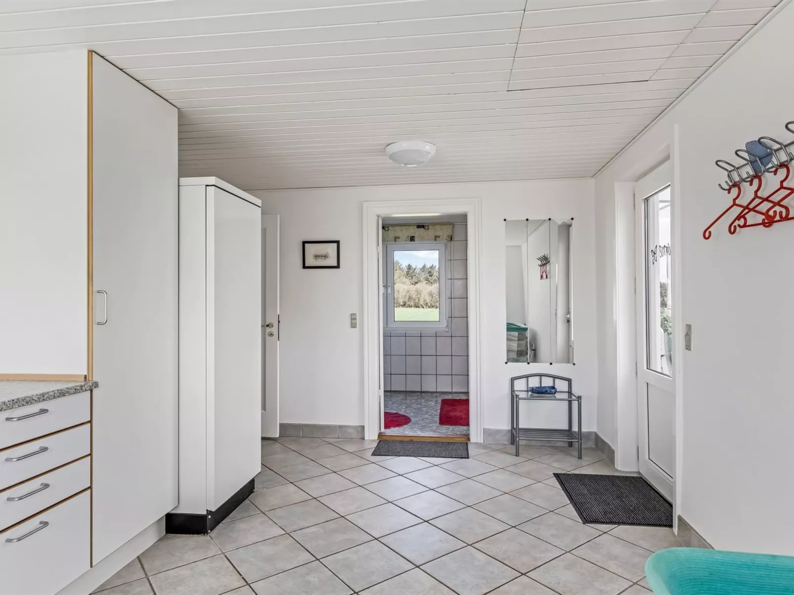 "Kerrin" - 1km from the sea-Drinnen