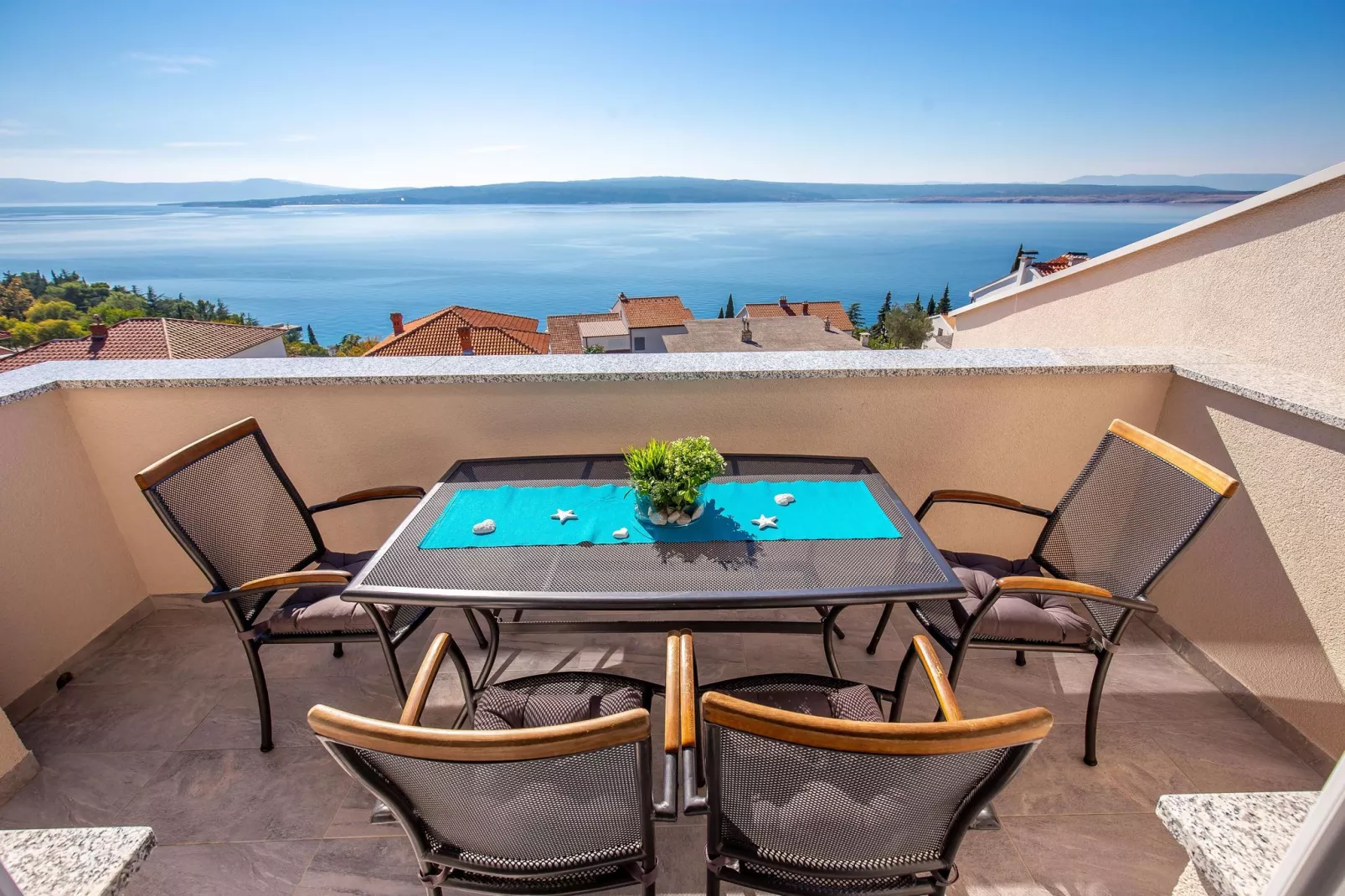 Villa Veronique VVG-View summer