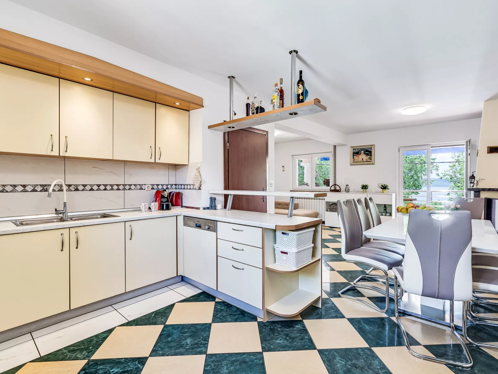 Villa Frane-Inside