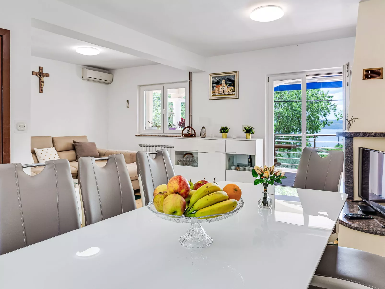 Villa Frane-Inside
