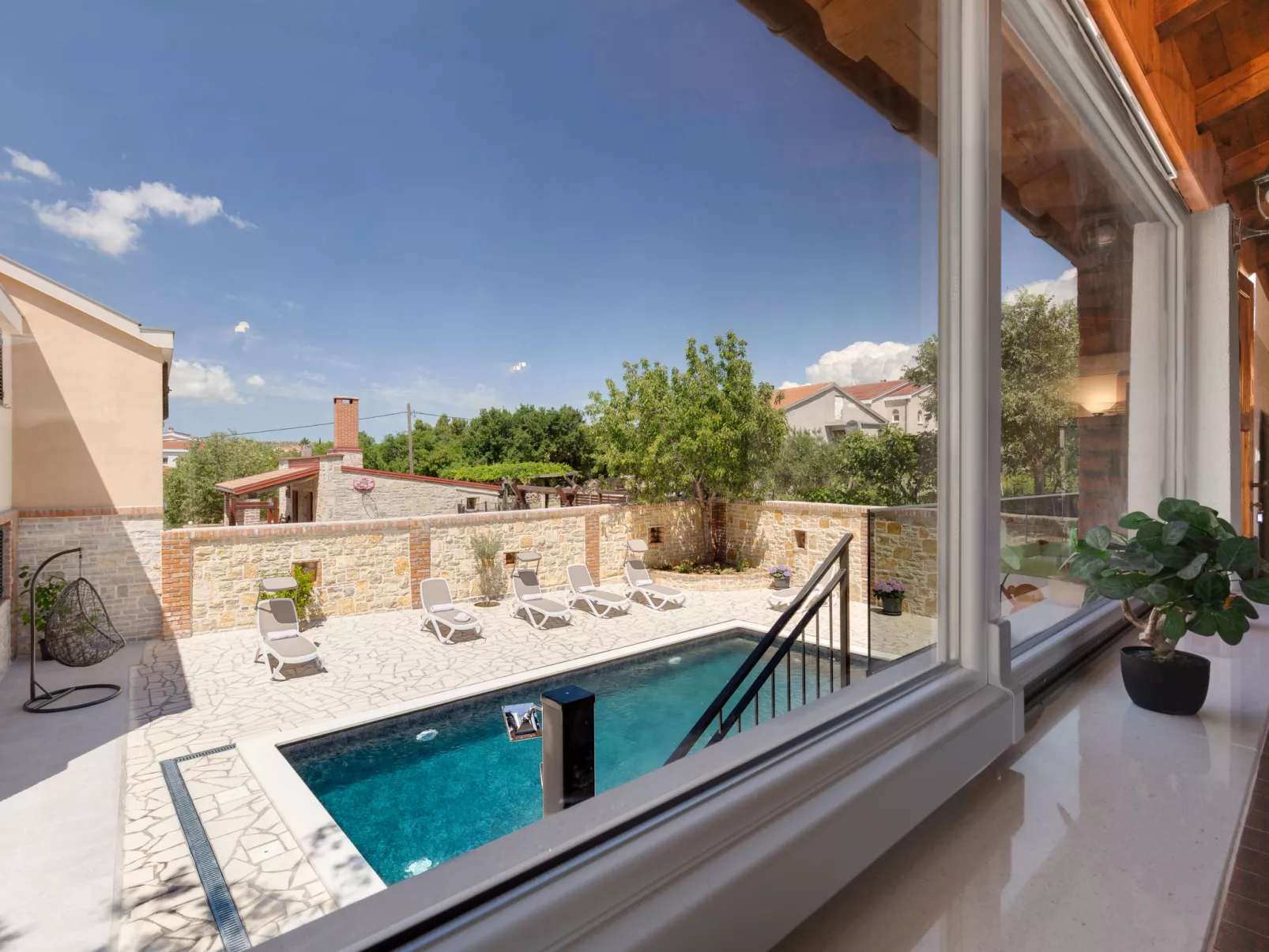 Villa Frane-Outside