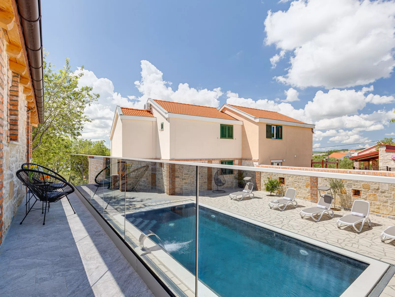Villa Frane-Outside