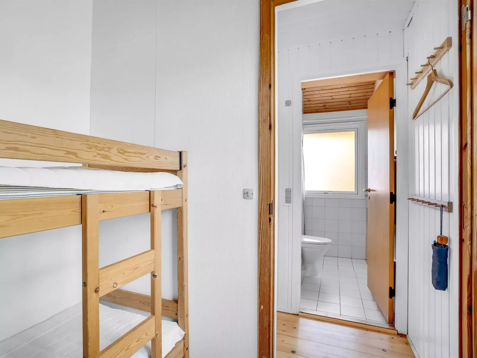 "Borghild" - 500m from the sea-Inside