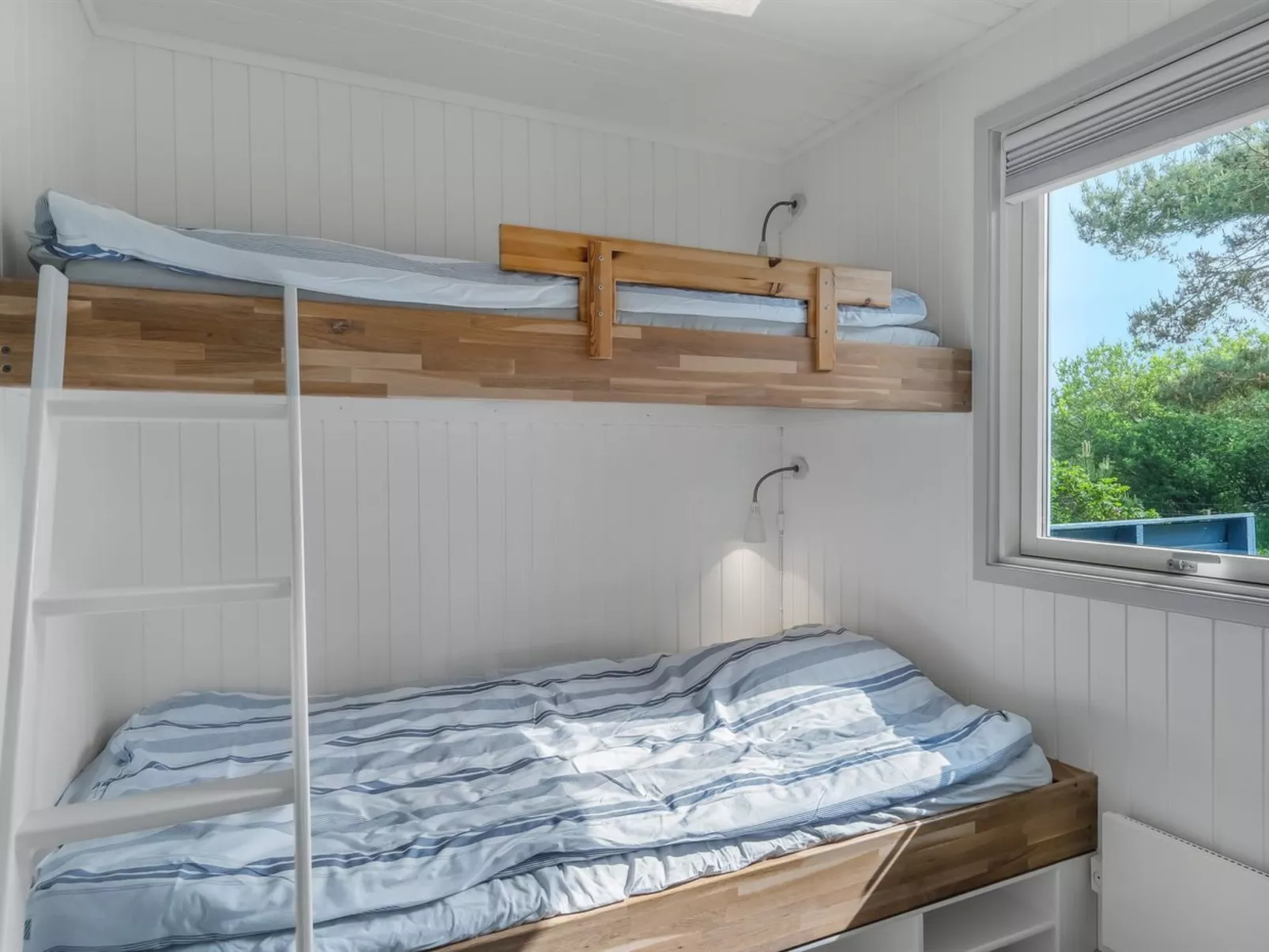 "Sölva" - 750m from the sea-Inside