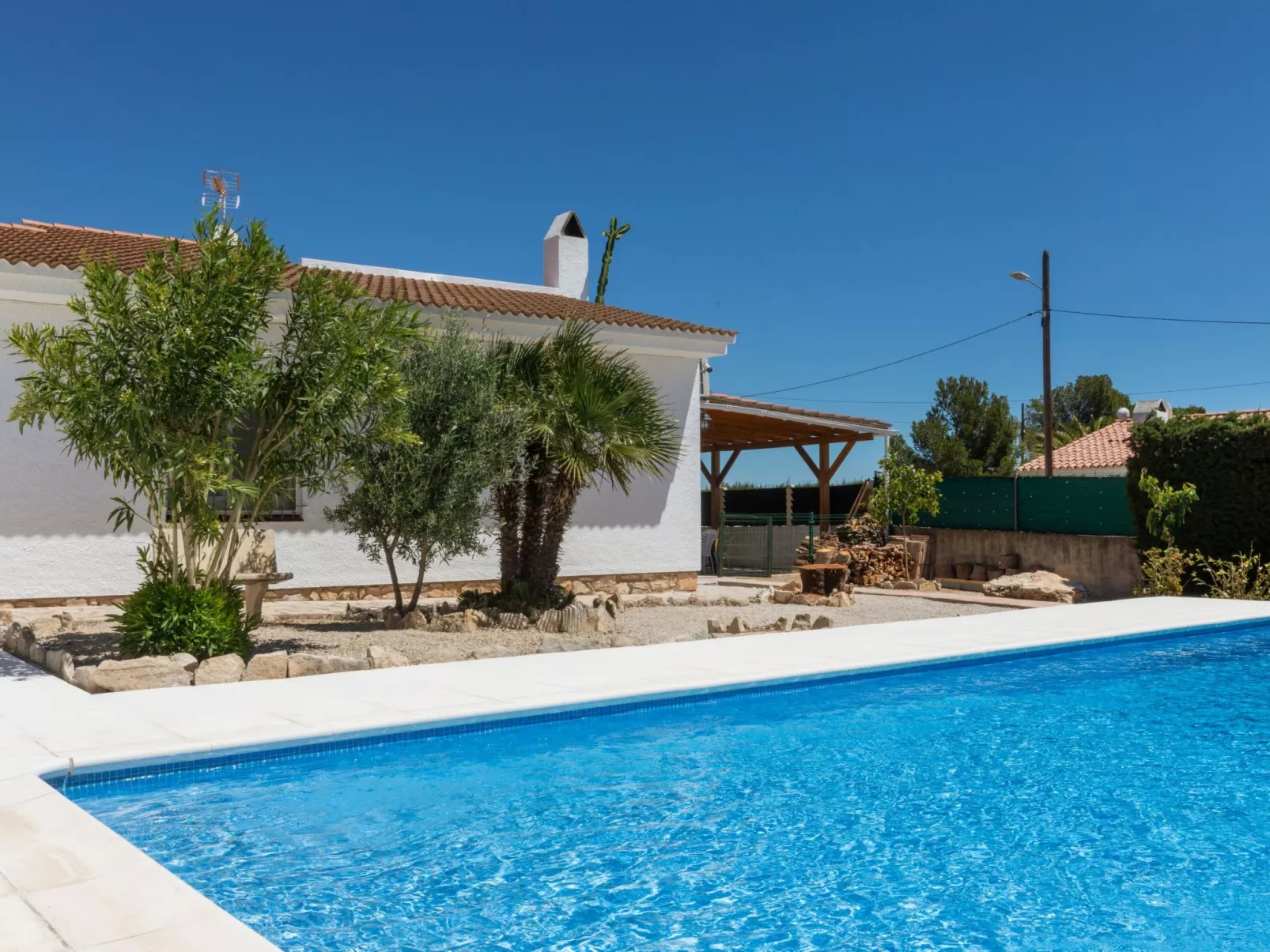 Villa Laia-Outside