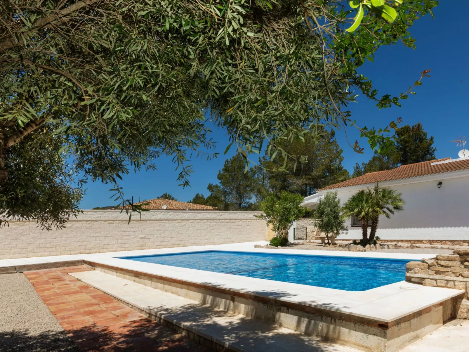Villa Laia-Outside