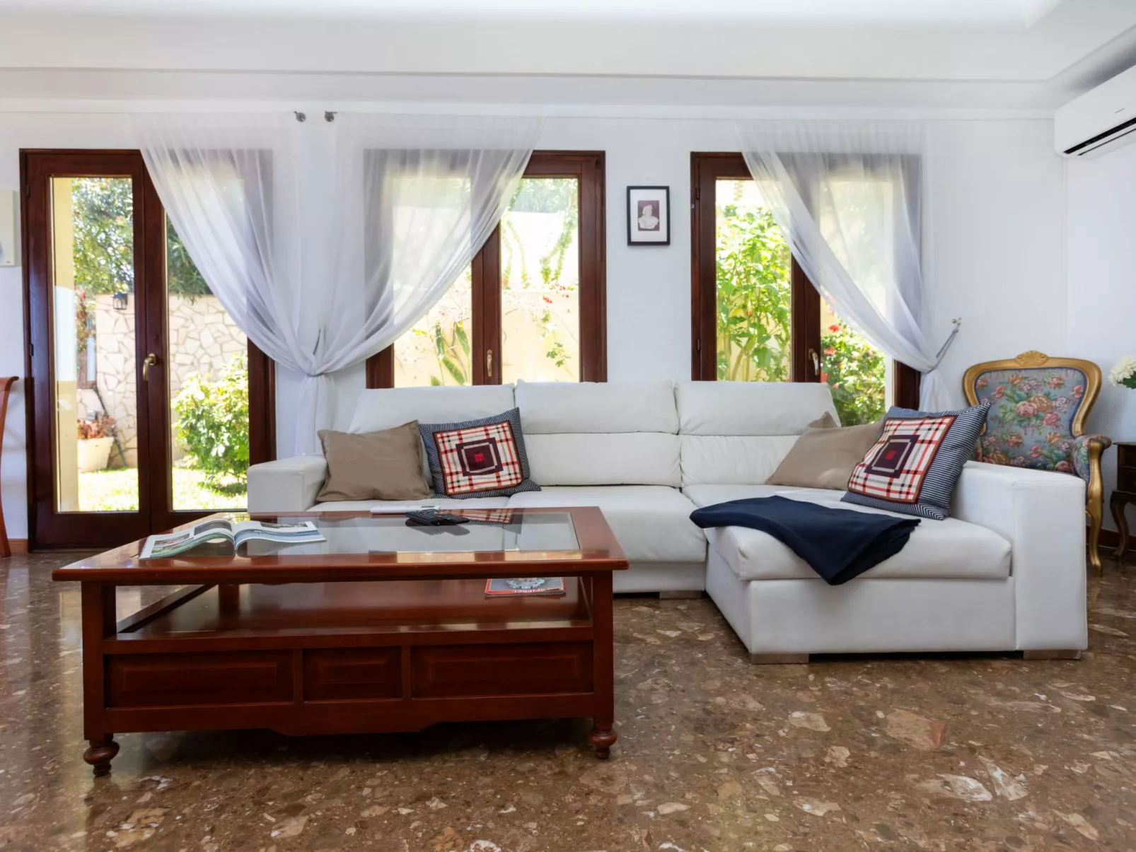 Villa Bellevue-Inside